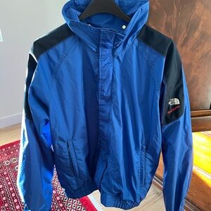 The North Face Men’s windbreaker jacket